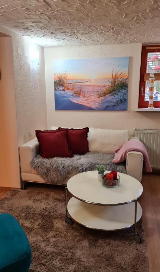 Ferienwohnung Im Garten Eden Grunberg Bagian luar foto